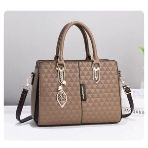 Hong Kong Cowhide Leather Handbag Mom Bag